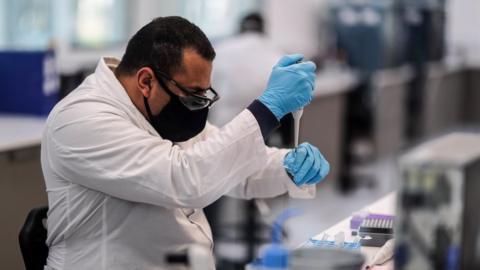 An employee of the mAbxience laboratory in Argentina