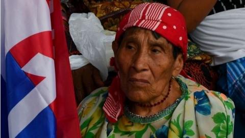 A native of the Guna ethnic group attends a campaign rally of Panamanian presidential candidate Laurentino Cortizo, of the Democratic Revolutionary Party (PRD), in Arraijan, near Panama City, on April 14, 2019.