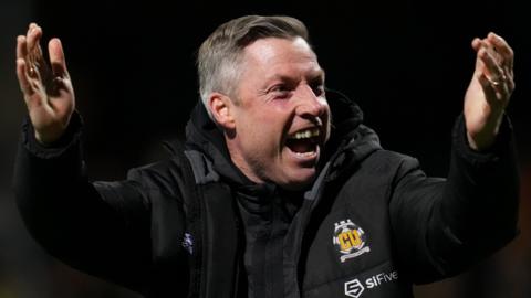 Cambridge United boss Neil Harris