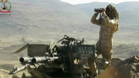 A soldier in the Yemeni national army