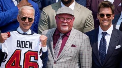 Joe Biden with Tampa Bay Buccaneers coach Bruce Arians and quarterback Tom Brady