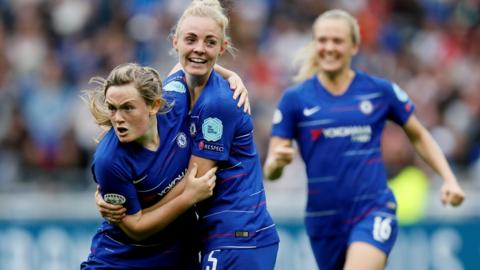 Erin Cuthbert scores for Chelsea