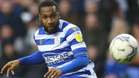 Junior Hoilett returns to Reading on one year deal