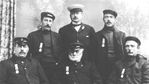 Casiter lifeboat members 1906