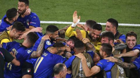 Italy celebrate