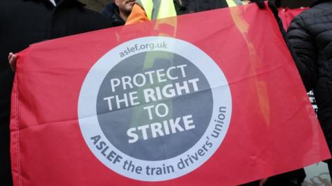 Drivers of the Aslef union