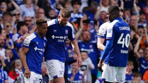 Ipswich Town's Omari Hutchinson (left) celebrates scoring their side's second goal of the game during the Sky Bet Championship match at Portman Road, Ipswich