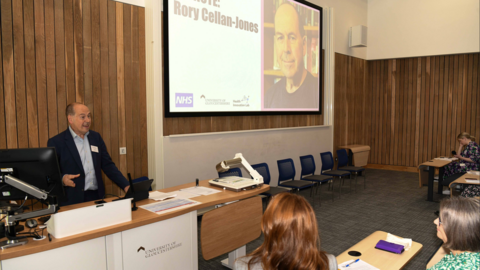 Rory Cellan-Jones speaking to audience