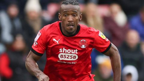 Omar Beckles in action for Leyton Orient