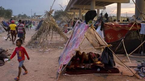 Del Rio migrant camp