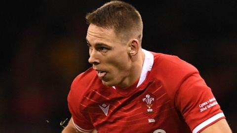 Liam Williams
