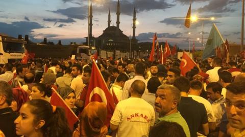 Nightly rally in Istanbul