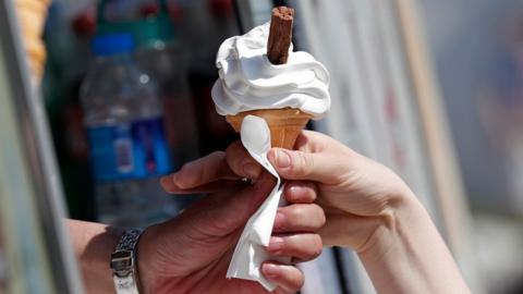 Ice cream sellers are complaining about the quality of Cadbury Flake