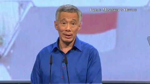 Singapore PM addressing rally after fainting, 21 Aug 2016