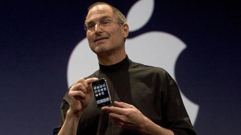 Steve Jobs with iPhone