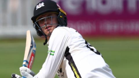 Ollie Price bats for Gloucestershire