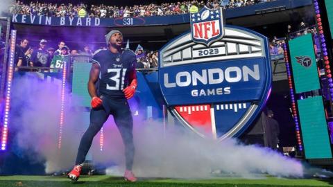 Kevin Byard of the Tennessee Titans comes on to the field before the final NFL game at Tottenham in 2023