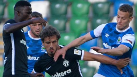 Linfield's Eetu Vertainen battles with Zurich's Lindrit Kamberi at Windsor Park