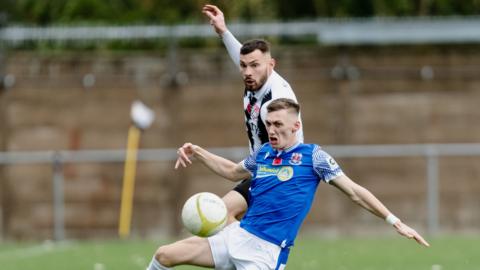 Flint Town United v Penybont