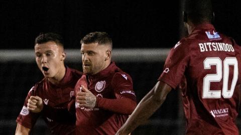 Arbroath celebrate Bobby Linn's goal