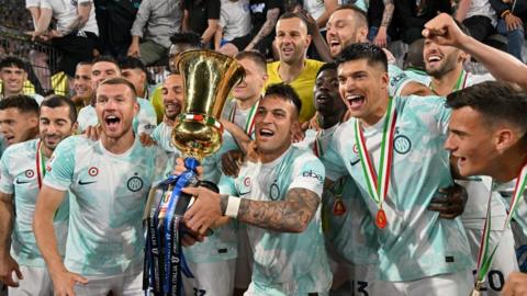 Inter Milan players celebrate winning the Coppa Italia