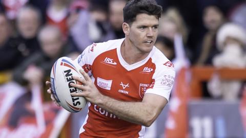 Lachlan Coote in action for Hull KR