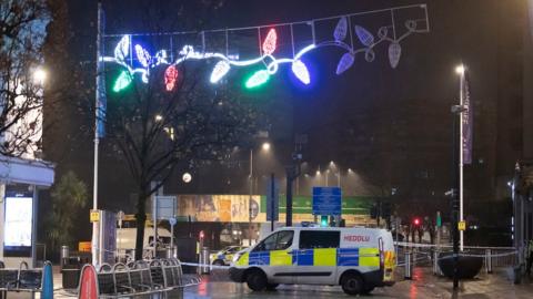 Police cordon