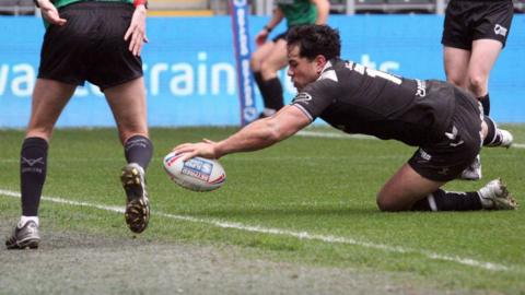 Hull FC's Andre Savelio