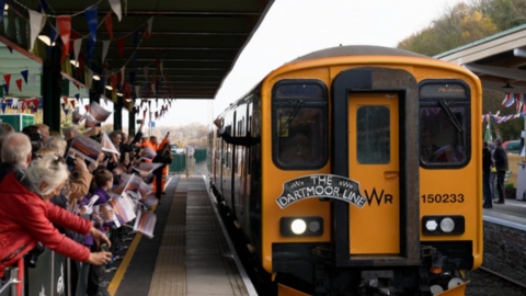 Train on Dartmoor line