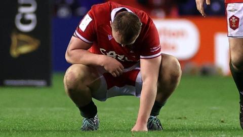 Tommy Reffell underlines Welsh dejection at Murrayfield