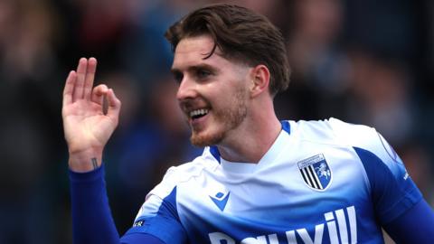 Connor Mahoney scores for Gillingham