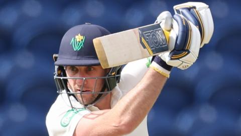 Chris Cooke bats for Glamorgan