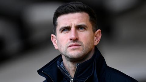 John Mousinho's Portsmouth beat Oxford United 2-1