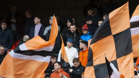 Dundee United supporters