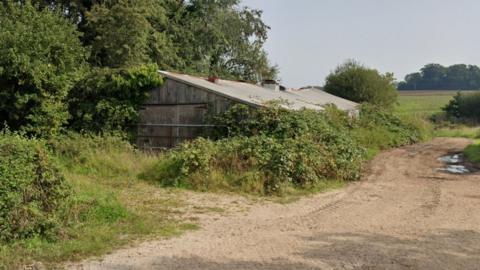 Chicken coop in Peaceful Lane