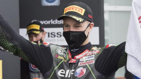 Jonathan Rea celebrates