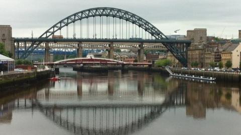 The Tyne bridge linking Newcastle-upon-Tyne and Gateshead