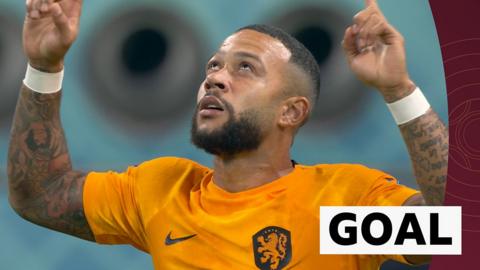 Depay celebrates his finish