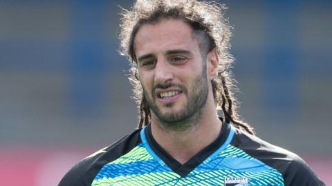 Josh Navidi