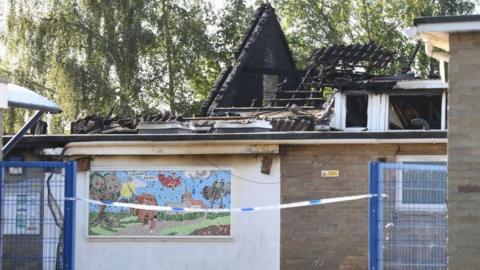 Aftermath, fire at Duxford primary school