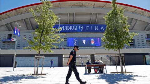 Wanda Metropolitano police