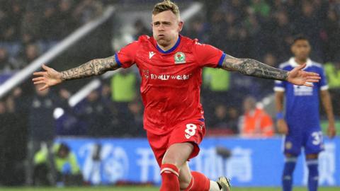 Sammie Szmodics celebrates