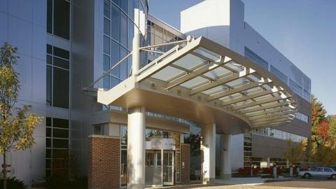 This image shows the exterior of Exeter Hospital in Exeter, New Hampshire.