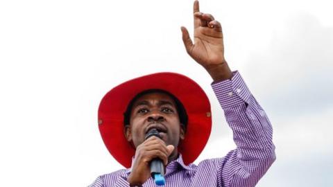 Nelson Chamisa address a rally in Zimbabwe