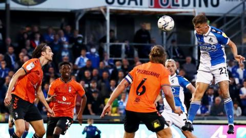 Bristol Rovers v Oldham Athletic