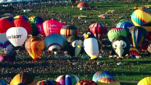 Thousands gather for Albuquerque balloon festival