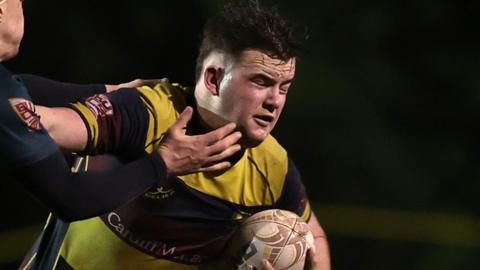 Iwan Shenton attacks