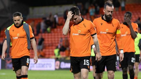 Dundee United are on the brink of relegation following four successive defeats