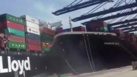 Two container ships collide in Karachi