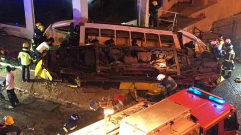 Tram overturned in Lisbon